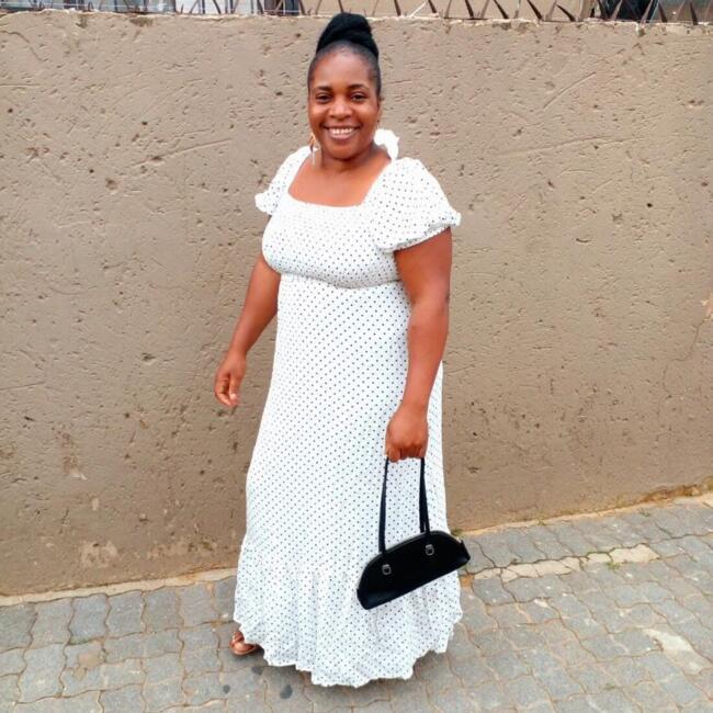 Babysitter in Roodepoort: Angie