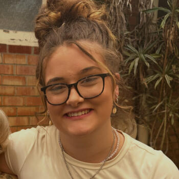 Babysitter Perth: Laila