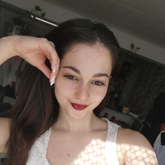 Bébiszitter Pécs területén: Krisztina