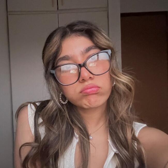 Babysitter in Panama City: Kyomara