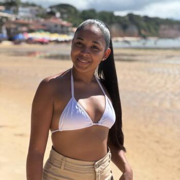 Babá Parnamirim: Ana caroline