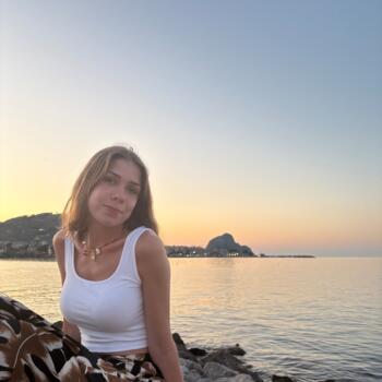 Babysitter in Le Roeulx: Pauline