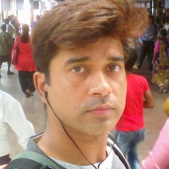Babysitting job in Mumbai: babysitting job Vivek