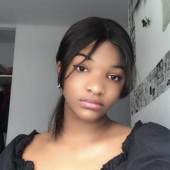 Baby-sitter in Ramonville-Saint-Agne: Rihanna