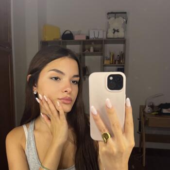 Babysitter in Agía Paraskeví (Αττική): Αγγελική