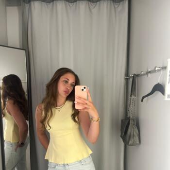 Babysitter in Helsinge: Kaya