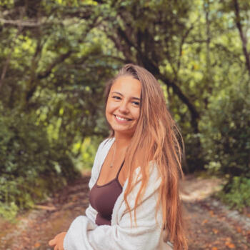 Babysitter in Lisbon: Sara