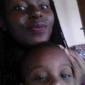 Babysitter Namur: Karine