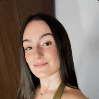 Niñera León: Inés