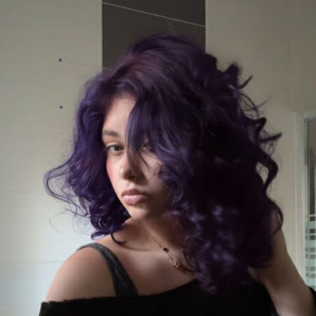 Babysitter in Costa da Caparica: Bella