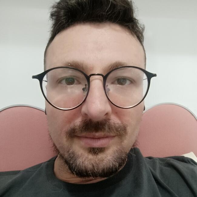 Babysitting job in Taboão da Serra: Juan