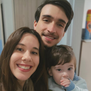 Δουλειά για babysitter στην περιοχή Κουριτίμπα: δουλειά φύλαξης παιδιών Narjana