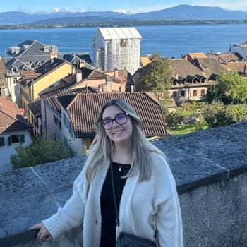 Babysitter in Genf: Mariana