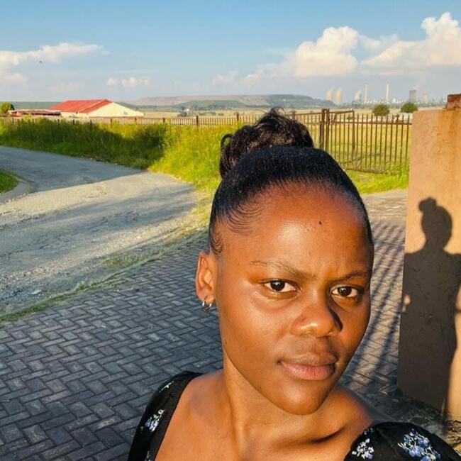Babysitter in Nigel: Seabi