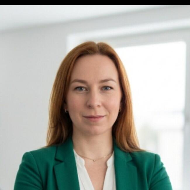 Babysitter in Siennica: Jess