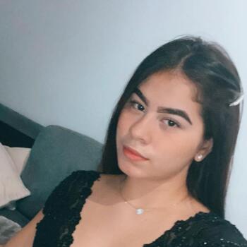 Babysitter in Astoria: Valentina