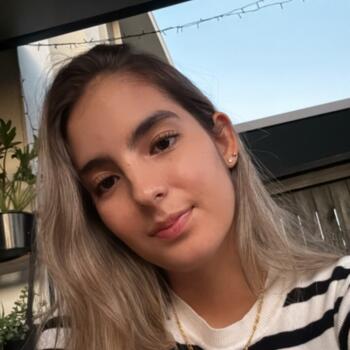 Babysitter Brisbane: Camila