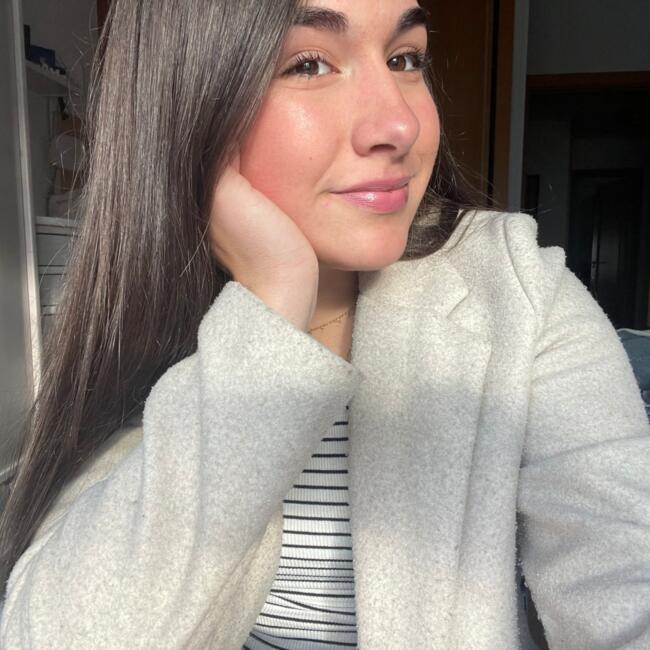 Babysitter in Sevilla La Nueva: Marina