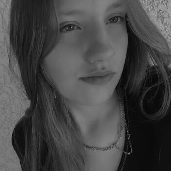 Babysitter in Montalzat: Lisa