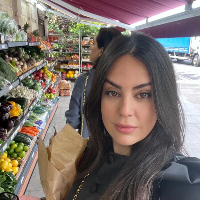 Babysitting job in London: Astareh