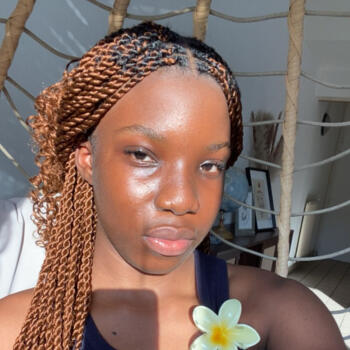 Babysitter in Chatou: Eslie