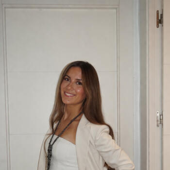 Nanny in Valencia: Laura