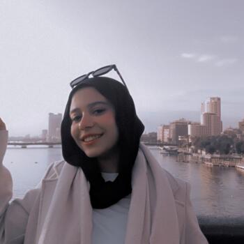 Nanny in Cairo: Shrok
