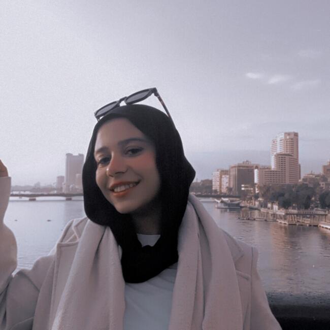 Nanny in Cairo: Shrok