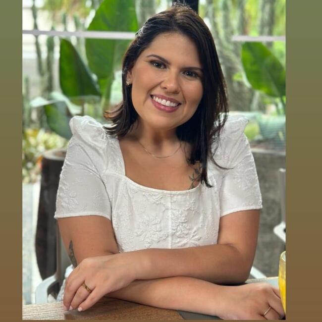 Babysitter in Alcabideche: Larissa