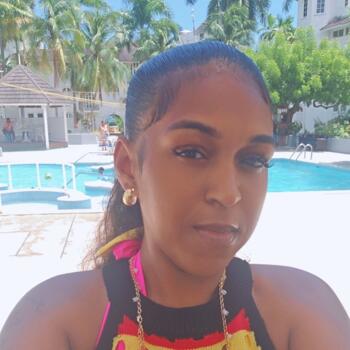 Babysitting job in Ocho Rios: babysitting job Jasmine