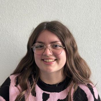 Babysitter in Mornac-sur-Seudre: Yaël