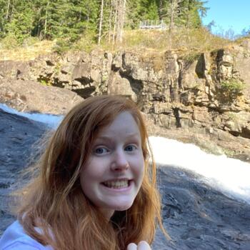 Babysitter in Qualicum Beach: Makena