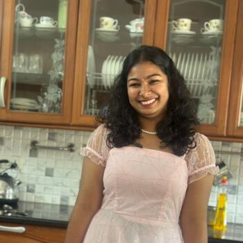 Babysitter Melbourne: Diya