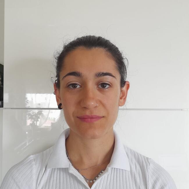 Babysitter in Cologno Monzese: Marina