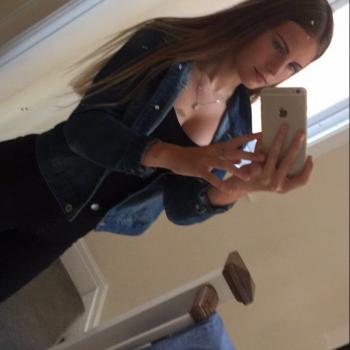 Babysitter in Fareham: Olivia