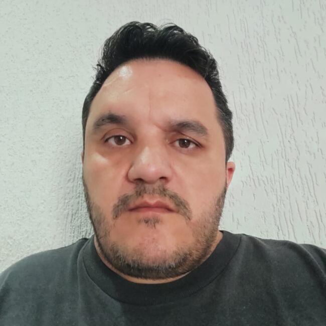 Emprego de babá em Bragança Paulista: Renato