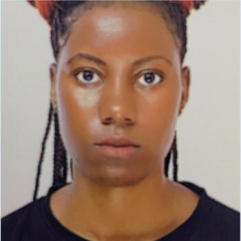 Babysitter Dubai: Nantongo