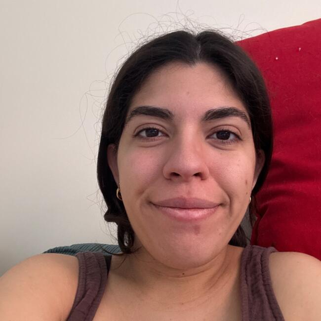 Babysitting job in Loures: Tania