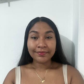 Niñera Cali: María Varela Lenis