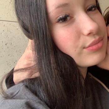 Baby-sitter à Vernon: Cloee