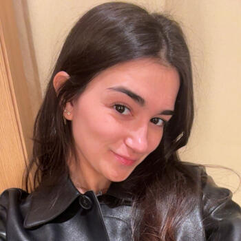 Babysitter in Marignane: Candice