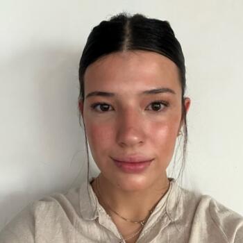 Niñera en San Isidro: Simona