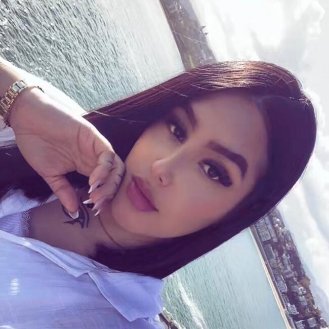 Babysitter in Donostia / San Sebastian: Valentina