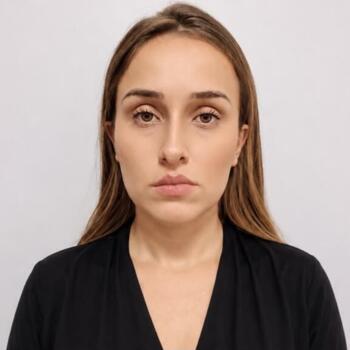 Babysitter in Curitiba: Maria Laura