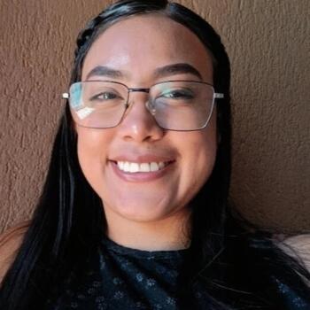 Babysitter in San Ramón: Nicole