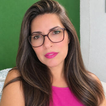 Babá Ilhabela: KARINA