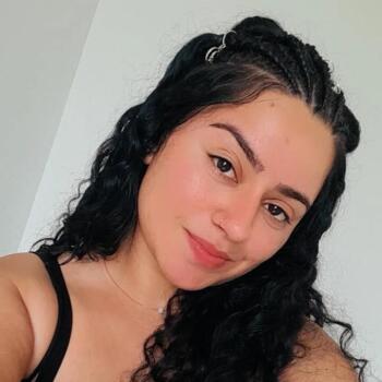 Babá em Lavras: Ana
