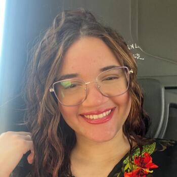 Babysitter in Uberaba: Mayanne