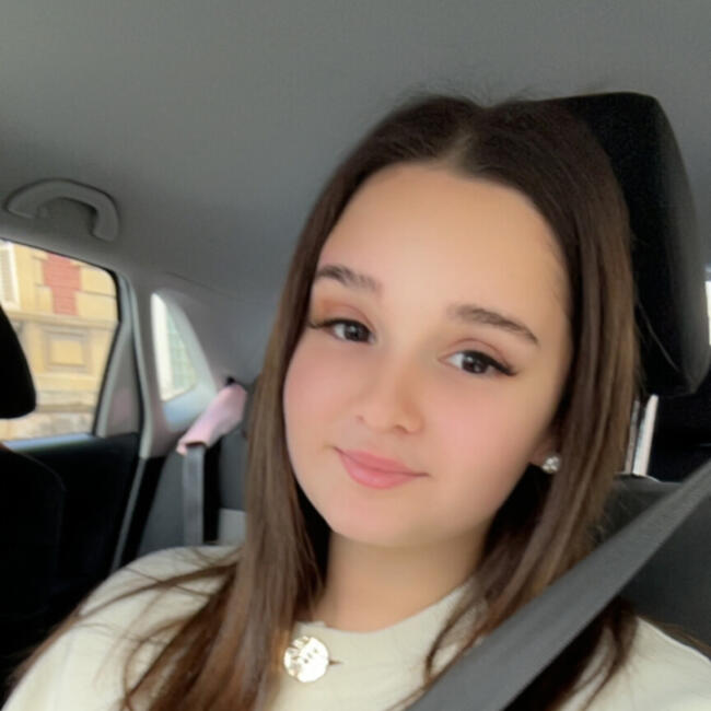 Babysitter in Montcy-Notre-Dame: Melissa