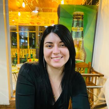 Niñera en Villa Alegre: Ashley